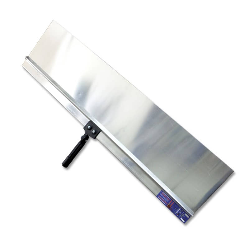 Escudo de pintura con adaptador para lanza